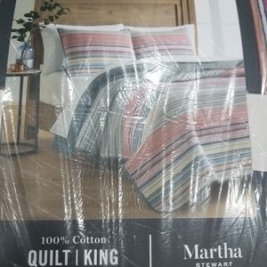 Martha stewart yarned dyed king quilt